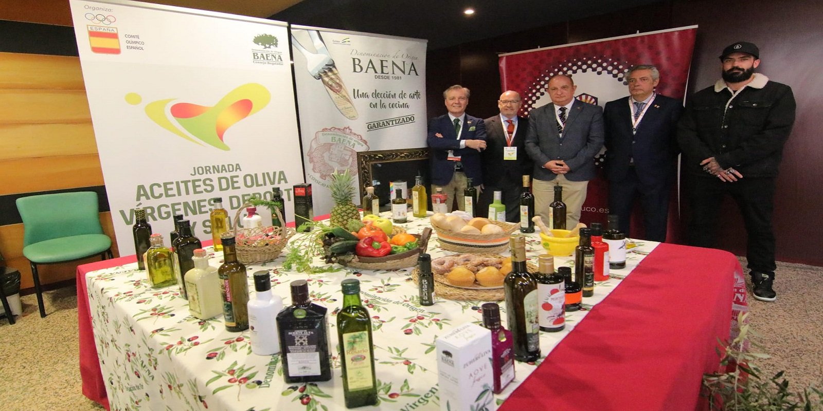 Córdoba ‘abandera’ los beneficios para la salud del AOVE junto al deporte