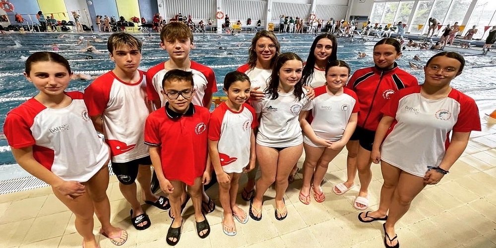 Fin de semana de importantes éxitos para el deporte baenense en natación, ajedrez, ciclismo y bádminton