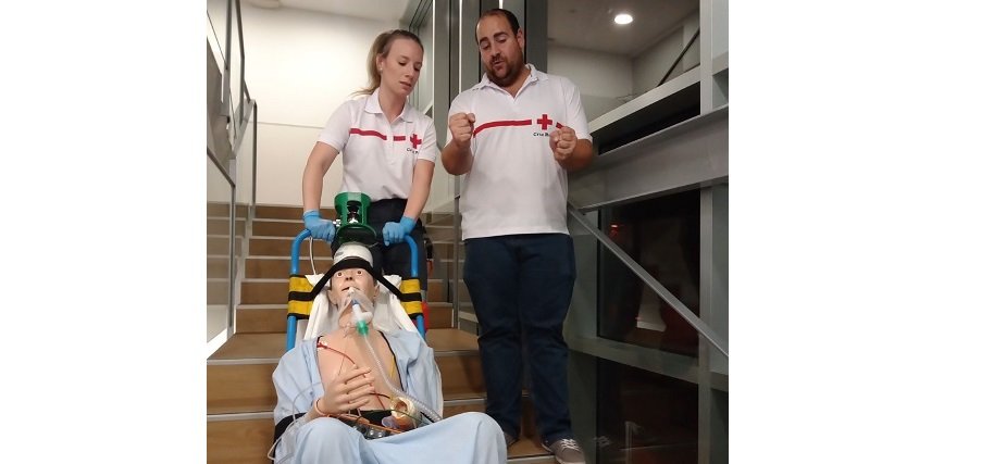 Cruz Roja oferta en Baena un curso de Celador Sanitario puntuable para la bolsa del SAS