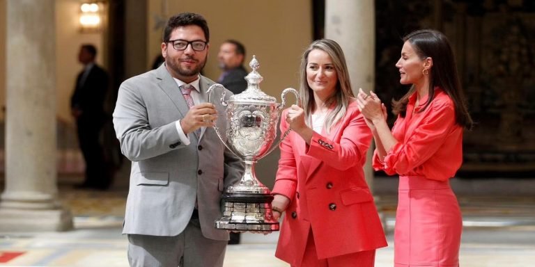 Fátima Gálvez recibe la Copa Barón de Güell en los Premios Nacionales del Deporte