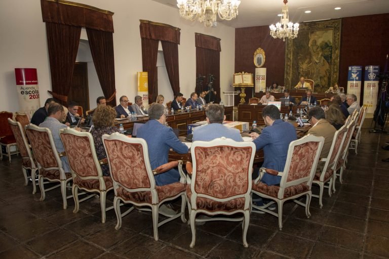 El PP, pendiente del recuento oficial de votos para confirmar si tiene mayoría absoluta en la Diputación de Córdoba