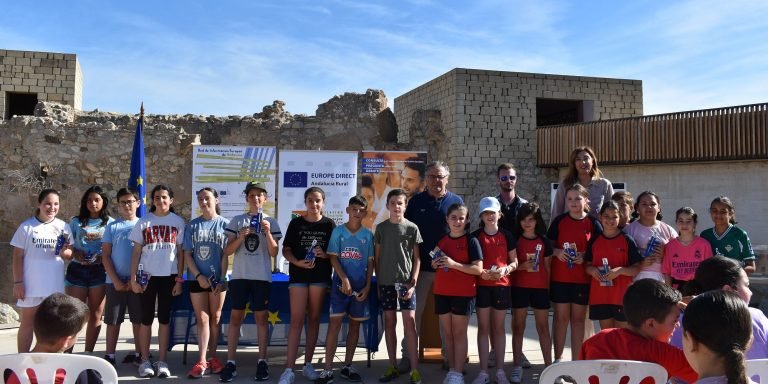 El Europe Direct de ADEGUA celebra en el Castillo de Baena el Día de Europa y su 25 Aniversario