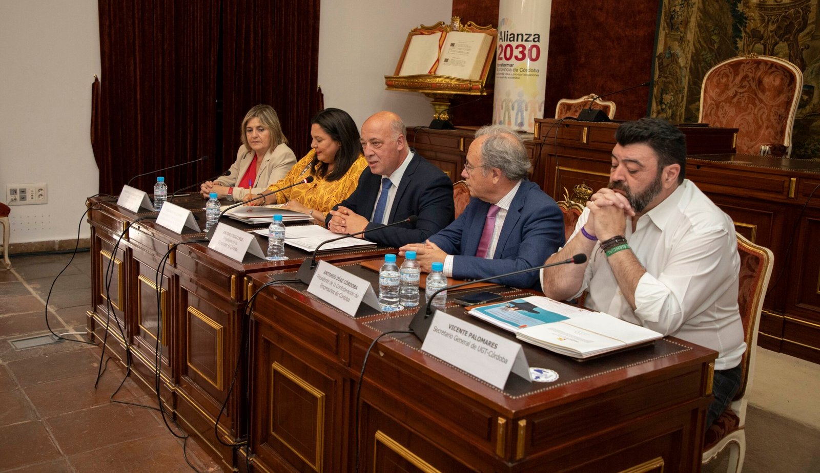 La Diputación y los agentes económicos y sociales renuevan el convenio ‘Juntos X Córdoba’