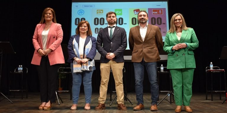 El debate electoral a cinco en Baena concluye sin vencedores y deja todo en el aire