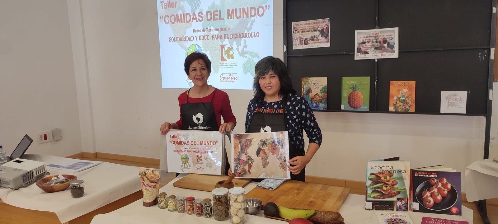 La biblioteca de Baena acoge un taller de gastronomía para trabajar la interculturalidad