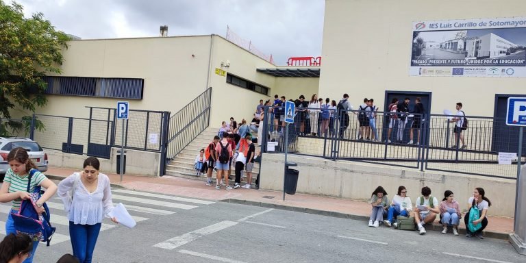 Andalucía adelanta la Evau y garantiza el acceso a todas las universidades públicas de España