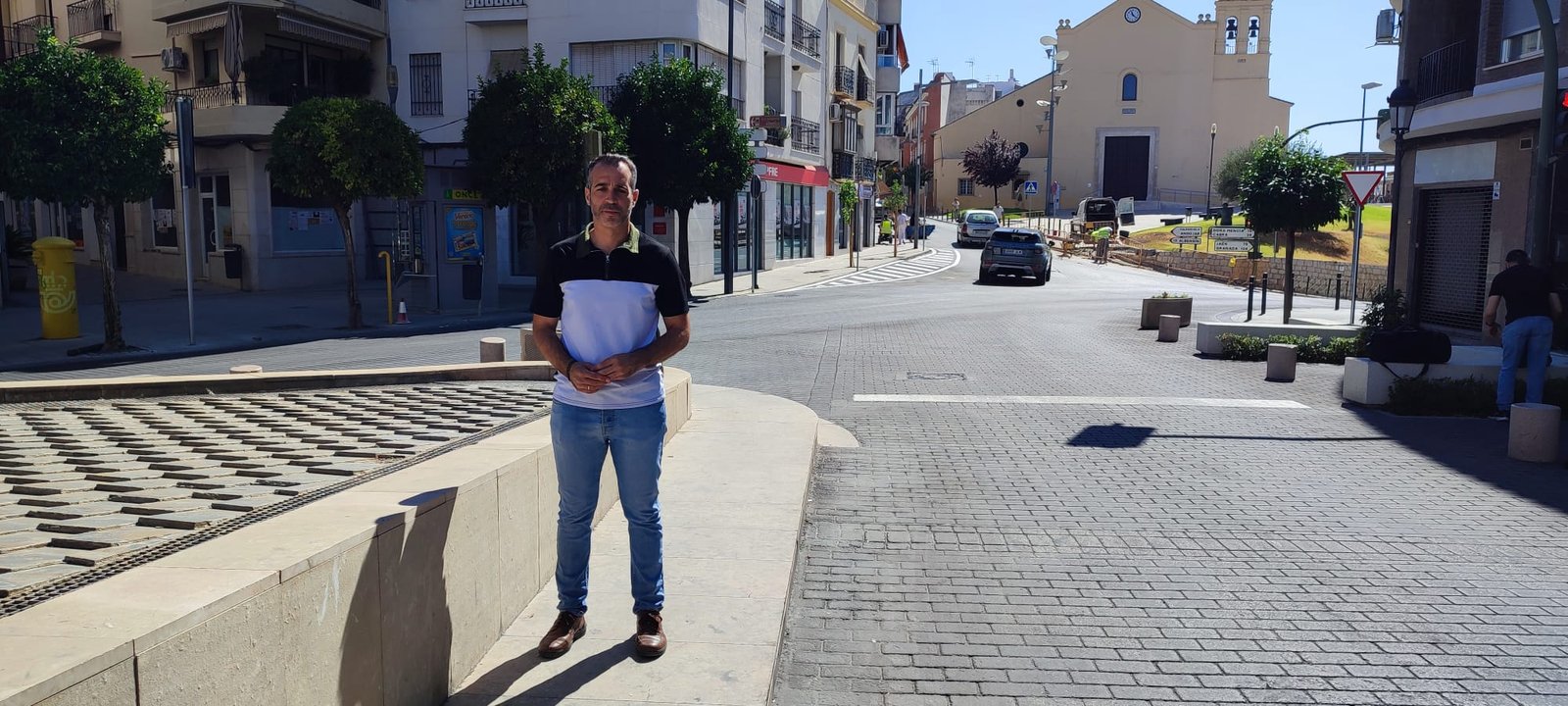 El Ayuntamiento de Baena acomete una serie de actuaciones para la reorganización del tráfico en la plaza de España