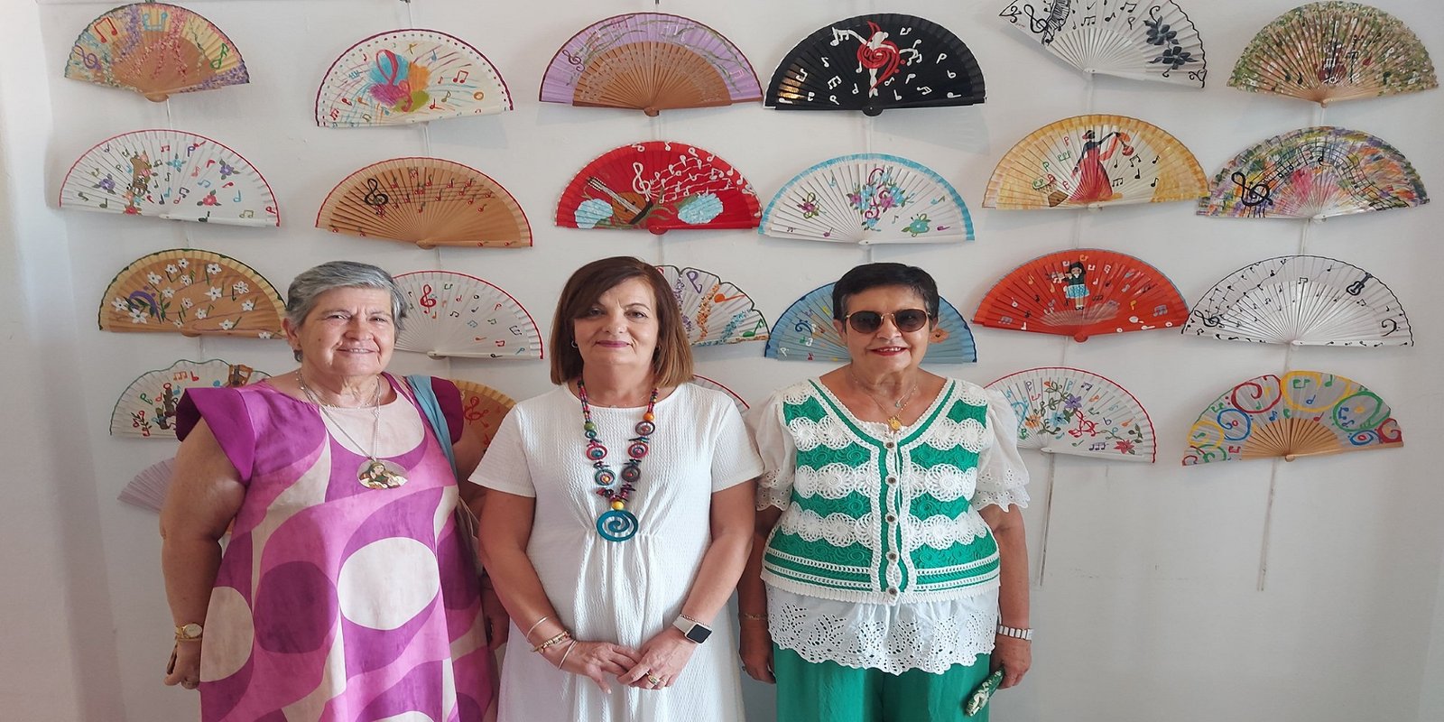 ‘Abanícate con música’, la nueva exposición de abanicos de Carmeli Piernagorda
