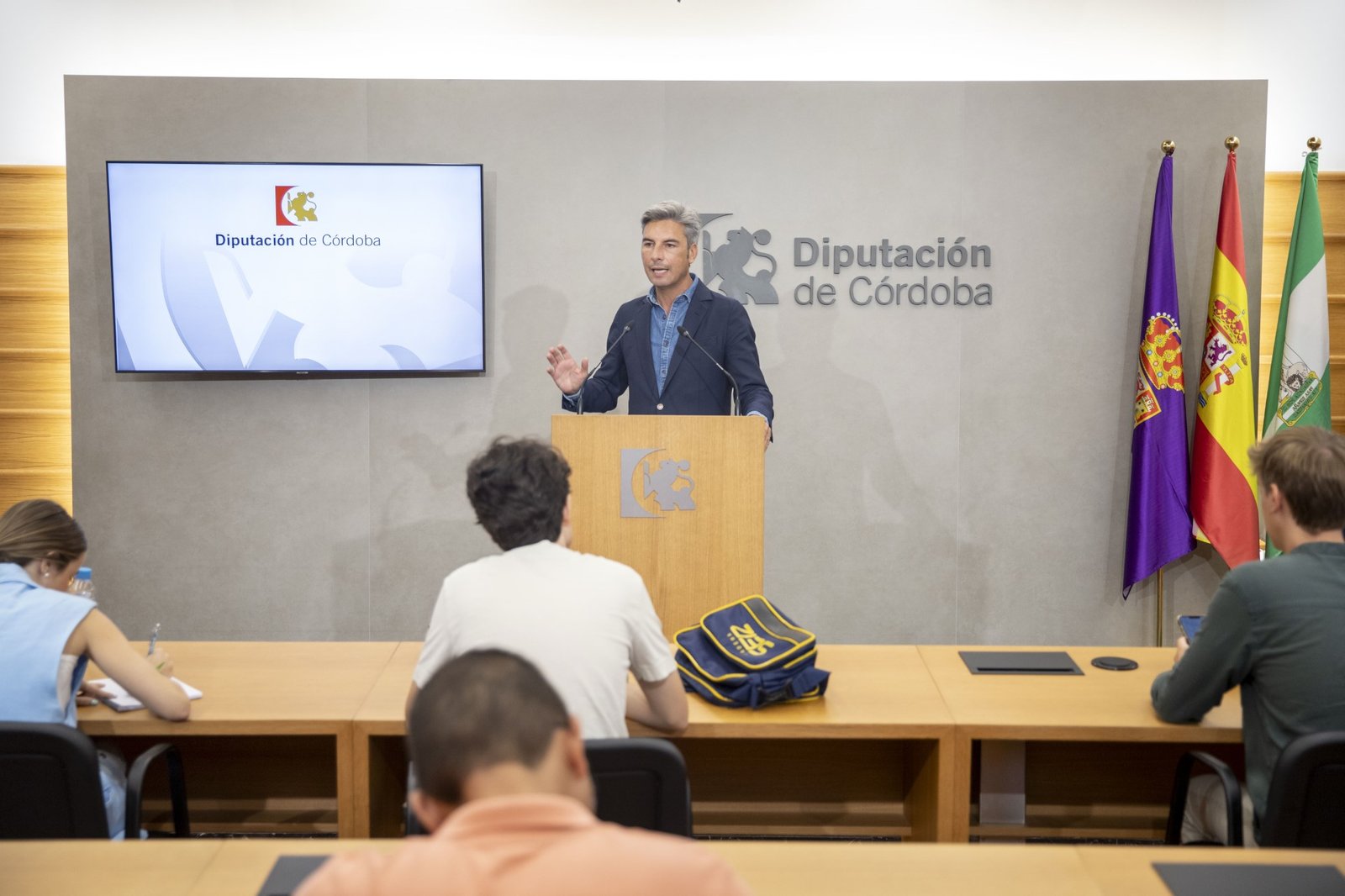 La Diputación de Córdoba y Ecovidrio traerán a Baena la campaña ‘Recicla, cada envase cuenta’