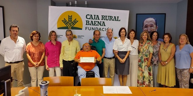 La Fundación Caja Rural de Baena y la Asociación ‘Jesús Nazareno’ de Alzheimer renuevan su convenio de colaboración