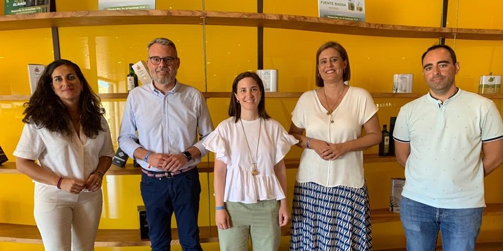 El PP de Córdoba recoge las reivindicaciones del sector de la agricultura en Baena