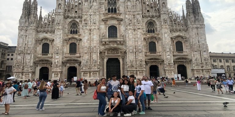 El Europe Direct de Adegua lleva a diez jóvenes de la comarca a descubrir Europa en tren