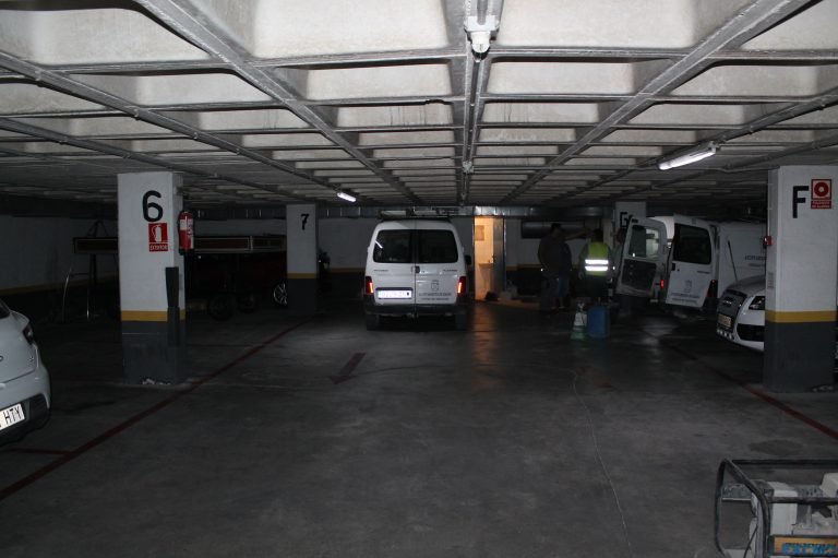 El Ayuntamiento de Baena inicia las obras de mejora para abrir el parking de Guadalupe