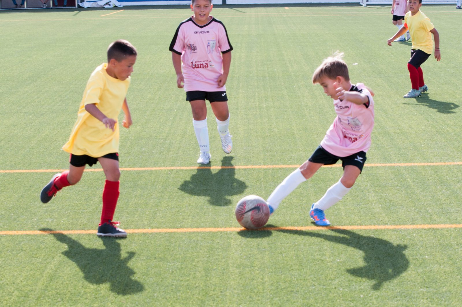 Nuevo fin de semana polideportivo con fútbol-7, carrera por montaña, bádminton, ciclismo y natación