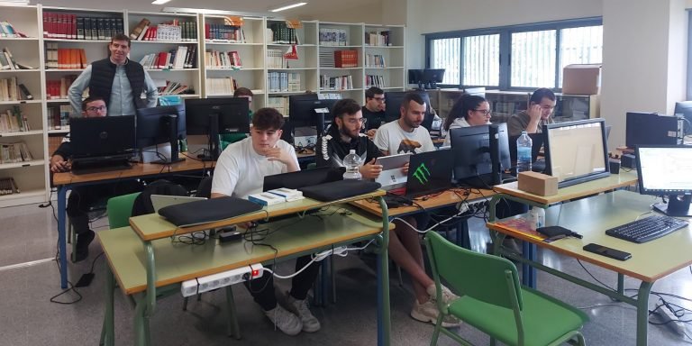 El IES ‘Luis Carrillo de Sotomayor’ recibe 30.000 euros para mejorar las enseñanzas de FP