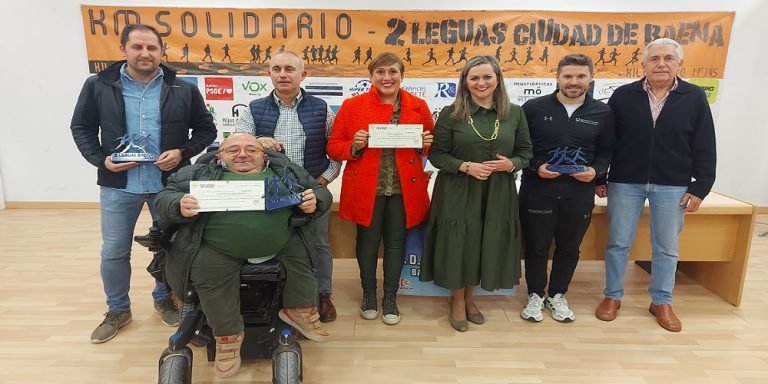 El CD Media Legua entrega a la AECC y a la asociación del Alzheimer un total de 5.700 euros