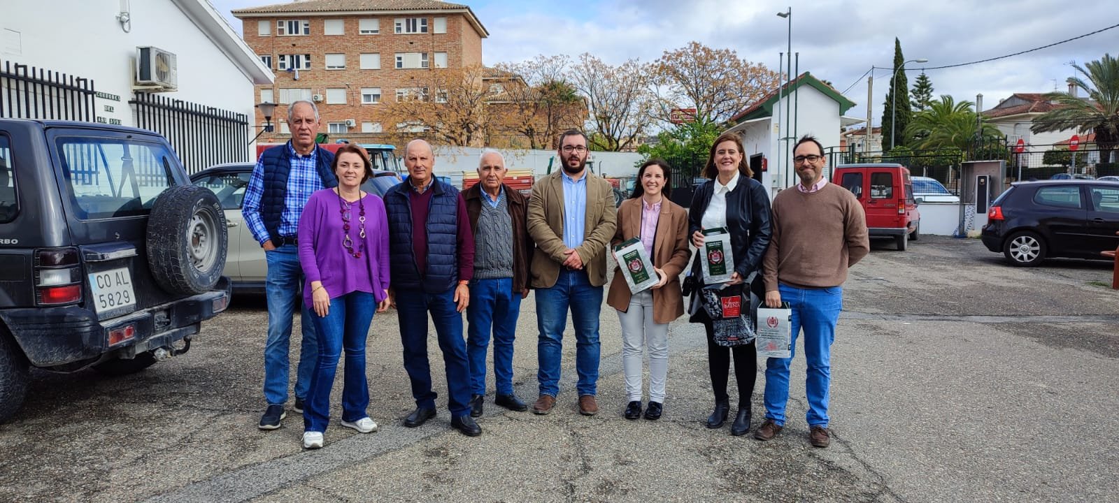 La popular Cristina Casanueva llevará al Senado las inquietudes del sector olivarero de Baena