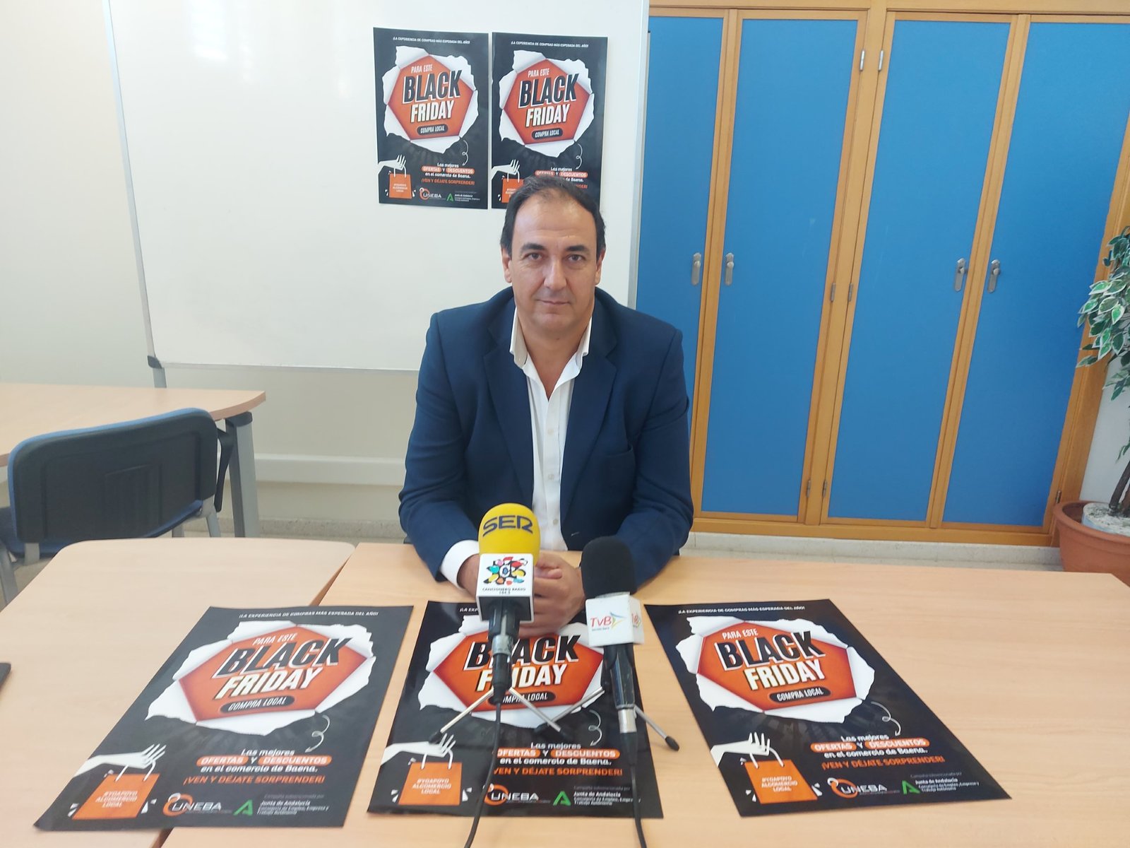 Uneba presenta la campaña para fomentar las compras en Baena de cara al Black Friday