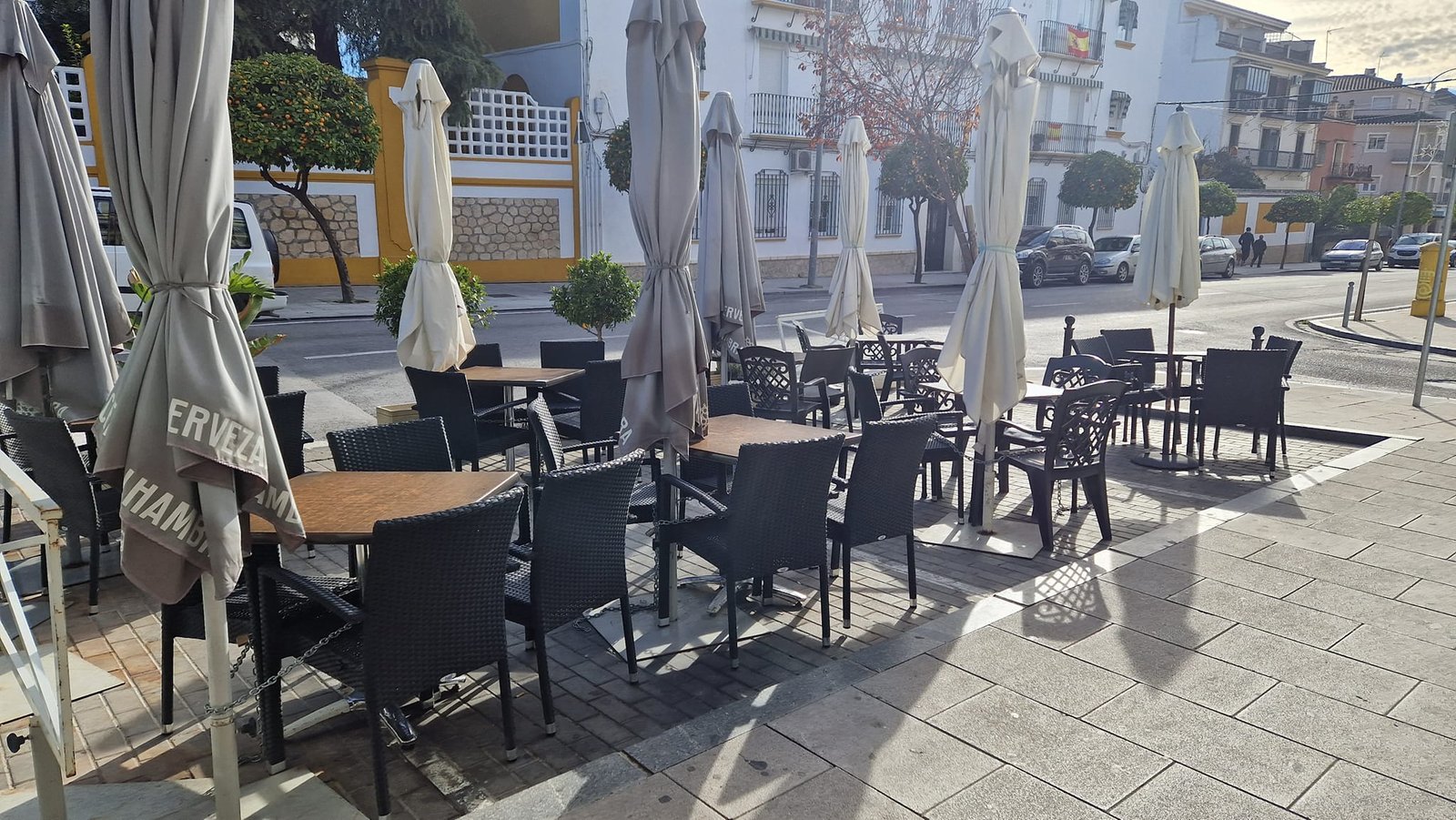 El Ayuntamiento abre el plazo para solicitar la renovación de licencias de ocupación de la vía pública con mesas y sillas