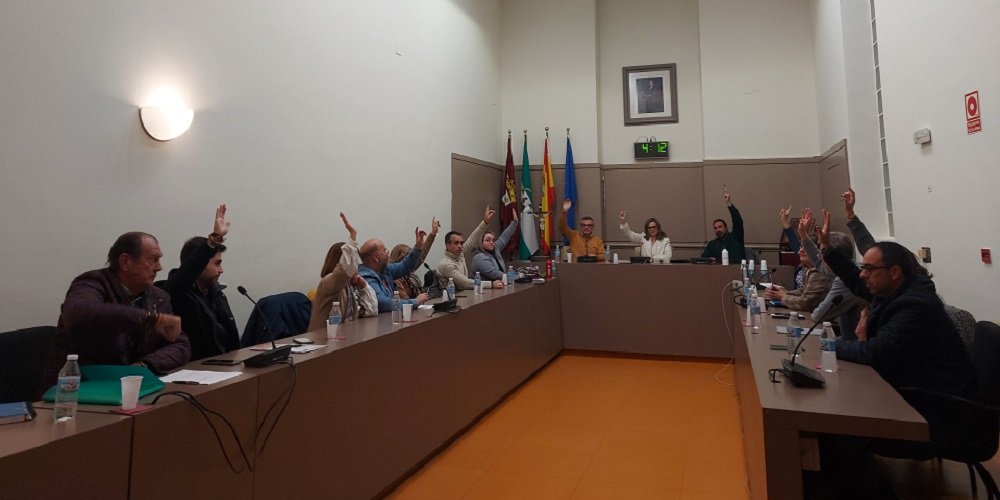 El Pleno de Baena aprueba por unanimidad el contrato del servicio de ayuda a domicilio