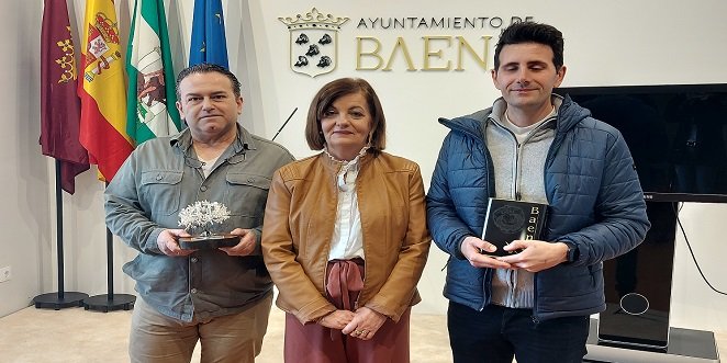 El Restaurante Bodega Palacios, recoge el premio a la Mejor Tapa de la Ruta de la Tapa del Aceite