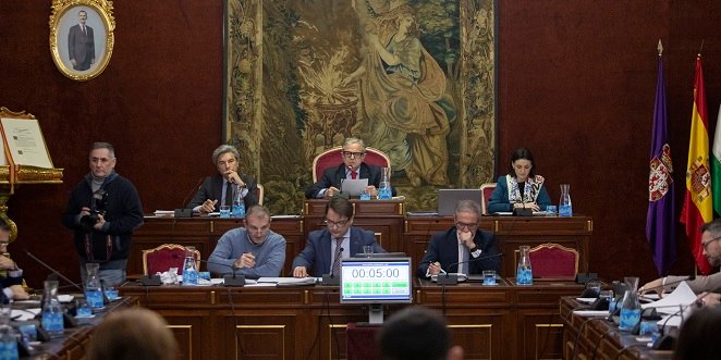 El Pleno de la Diputación de Córdoba apoya la declaración de Interés Turístico Internacional de la Semana Santa de Baena