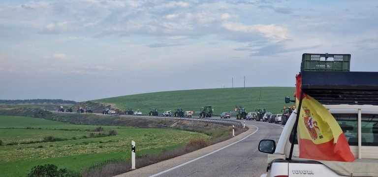 Los agricultores de Córdoba preparan movilizaciones en toda la provincia este viernes