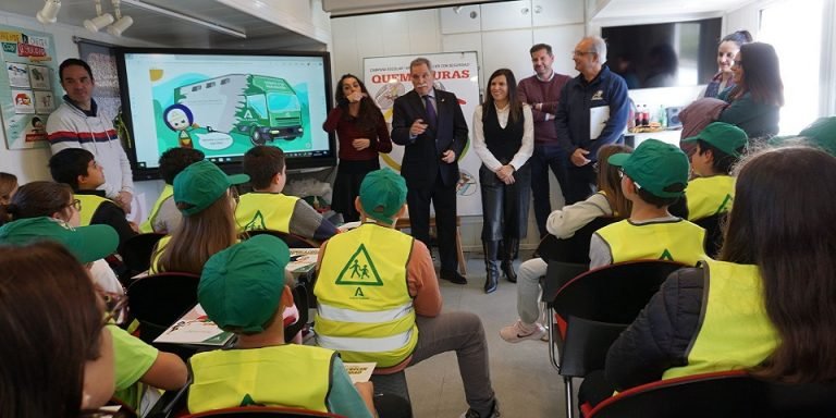 Baena participa en la campaña ‘Aprende a Crecer con Seguridad’ para la prevención de accidentes entre escolares