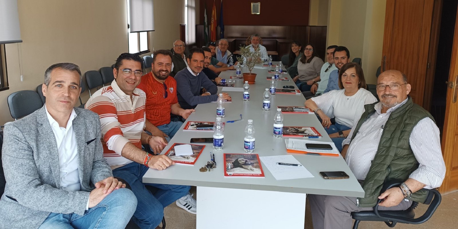 La Agrupación de Pueblos Cofrades se reúne en Albendín para impulsar sus próximas jornadas
