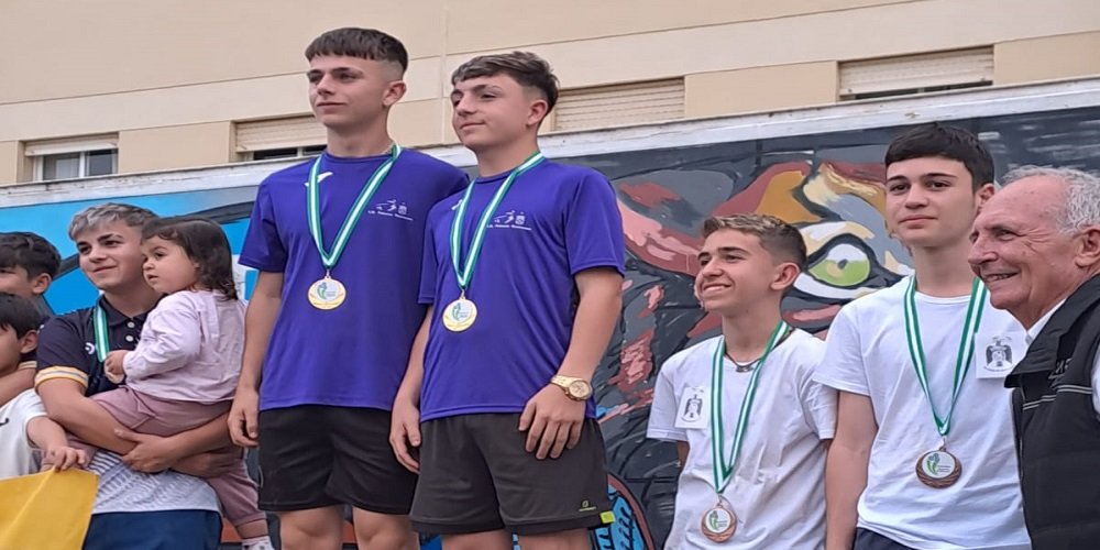Los hermanos José María y Junior Moral Moya se proclaman campeones de Andalucía de petanca en dupleta juvenil