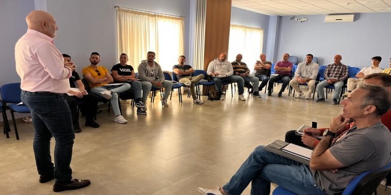 Un total de 21 policías locales de Baena y la comarca se forman como agentes tutores