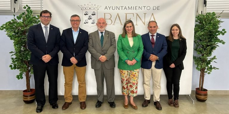 El Consejo Social de la UCO expone en Baena las oportunidades que genera la base logística