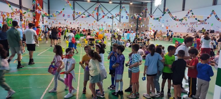 l IES ‘Luis Carrillo de Sotomayor’ destina la III Feria Solidaria ‘Jugamos X Sonrisas’ para ayudar a los niños de Gaza