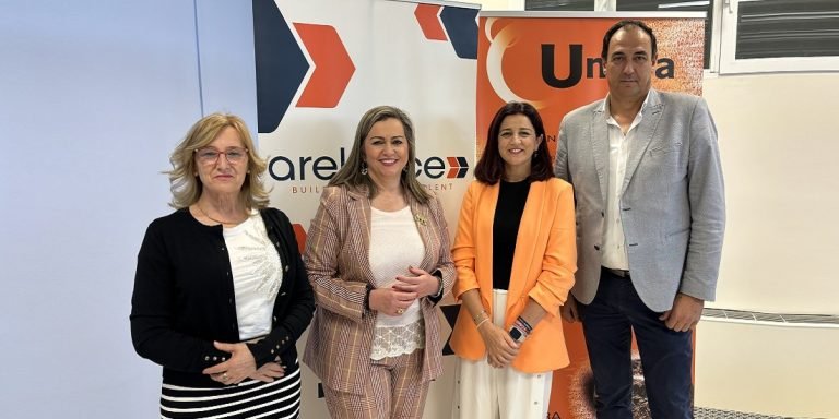 Uneba acoge una nueva jornada para formar en digitalización a los empresarios y comerciantes