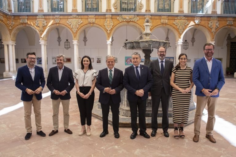 Diputación de Córdoba y Junta de Andalucía trabajarán conjuntamente para avanzar en la digitalización, agilización de trámites y ciberseguridad
