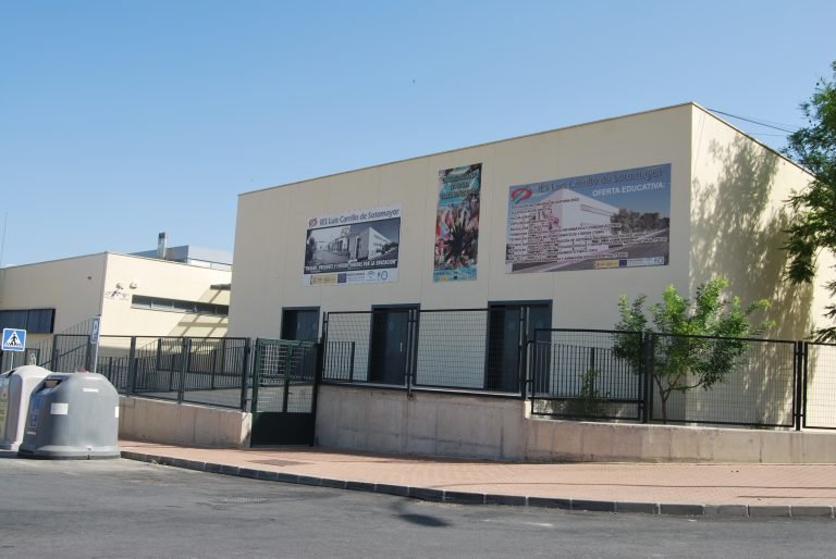 Baena recibe más de 123.300 euros de la Junta dentro del nuevo plan de confort térmico en las aulas