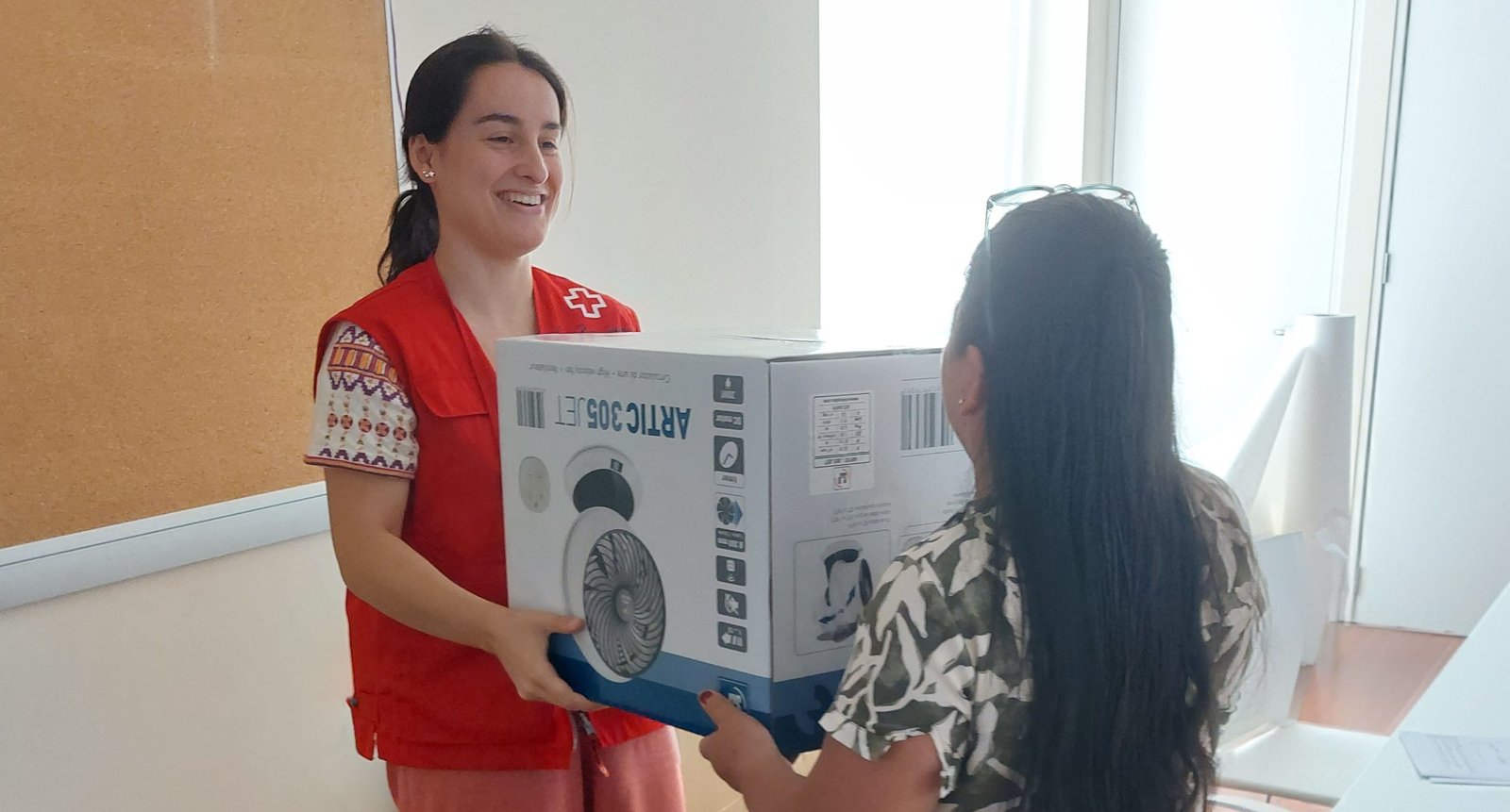 Dos de cada tres familias atendidas por Cruz Roja no pueden mantener su hogar a una temperatura adecuada en verano