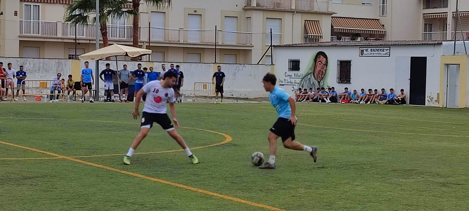 Triple cita para el deporte baenense con  Maratón de fútbol 6, Torneo nocturno de petanca y Campeonato de Andalucía de natación