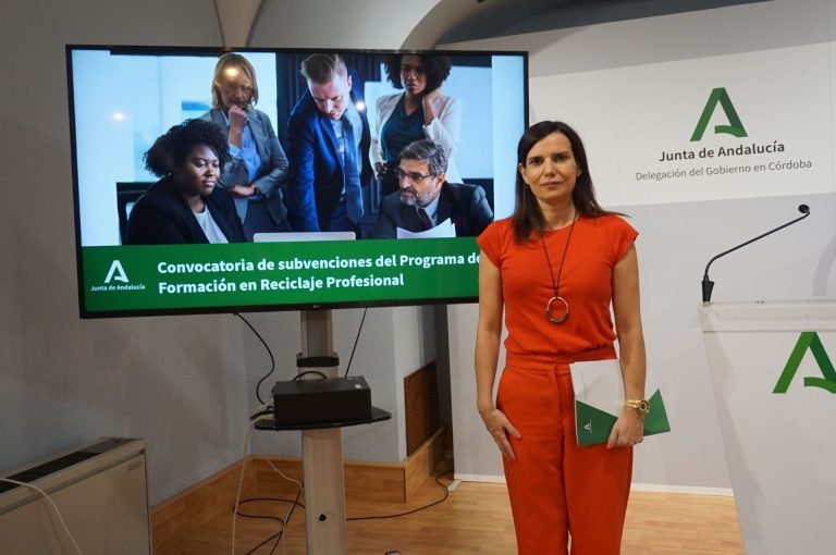 Empleo destina más de 34 millones de euros para reciclaje profesional de desempleados y trabajadores
