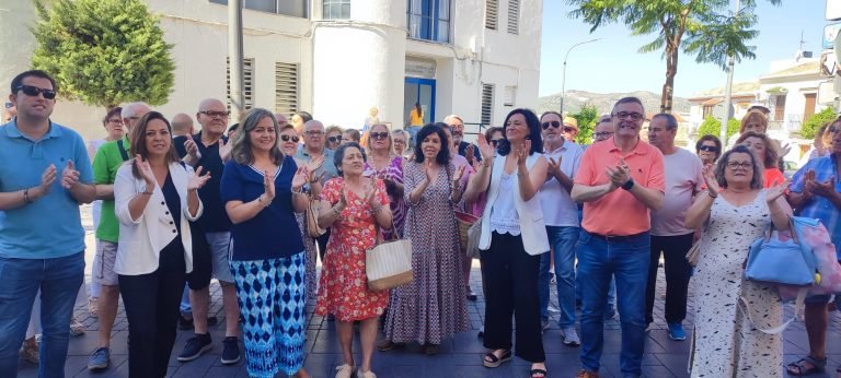 El PSOE protesta en Baena “ante la grave situación de deterioro de la sanidad pública en Andalucía”