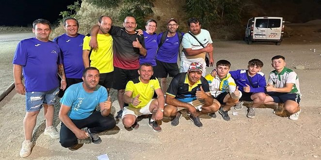 Los petanquistas baenenses dominan con autoridad en el Torneo Nocturno ‘Ciudad de Arjona’