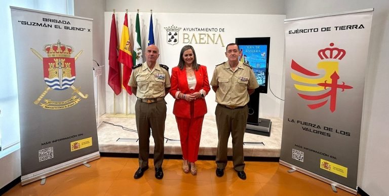 Todo preparado en Baena para la Jura de Bandera para personal civil del sábado 19 de octubre