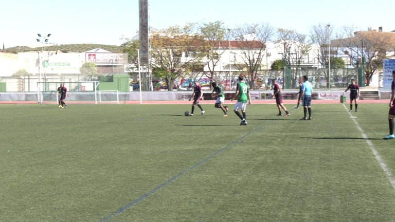 Buen estreno liguero en casa con victorias para el ‘Sanfran’, juveniles del Atlético Baenense y alevines del Ciudad de Baena