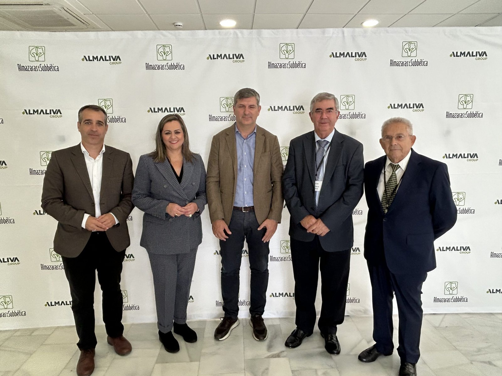 Las cooperativas de Almaliva Group apuestan por la “calidad” de los aceites en un encuentro en Albendín