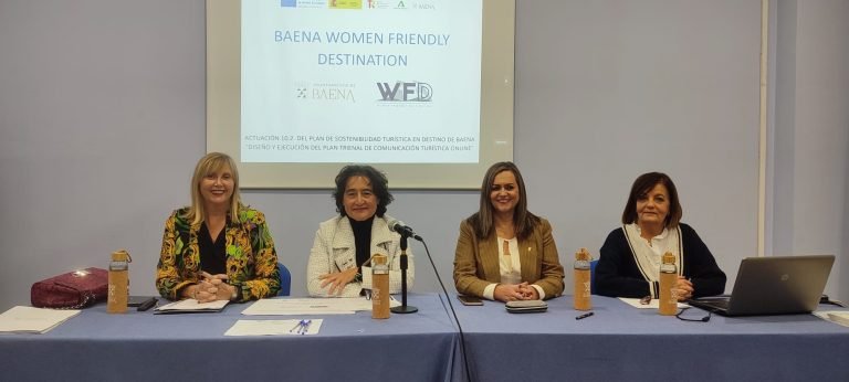 Baena presenta al sector turístico su plan para ser un destino amigable para las mujeres