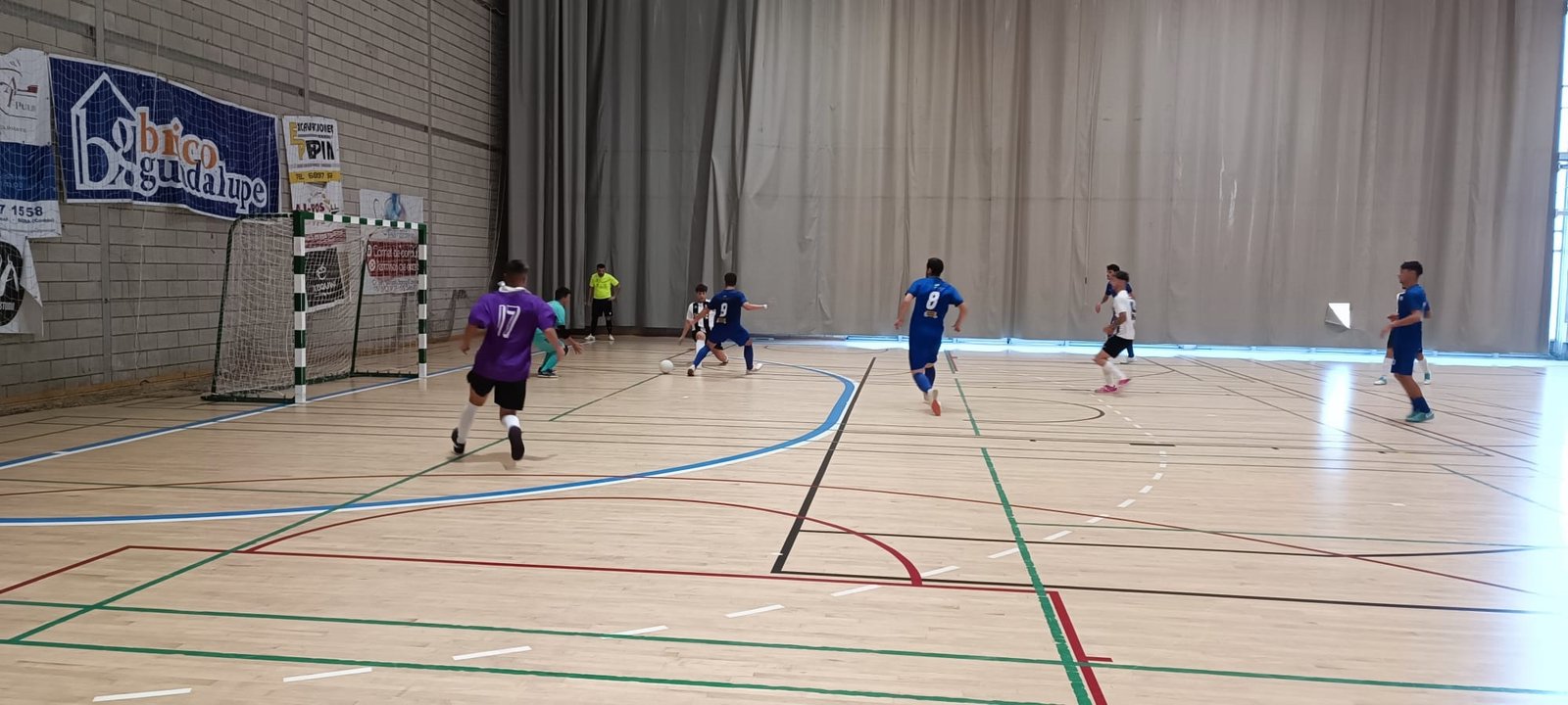 El Atlético Baenense pierde la imbatibilidad en el pabellón ‘Juan Carlos I’ tras caer por 3-5 ante Pozoblanco