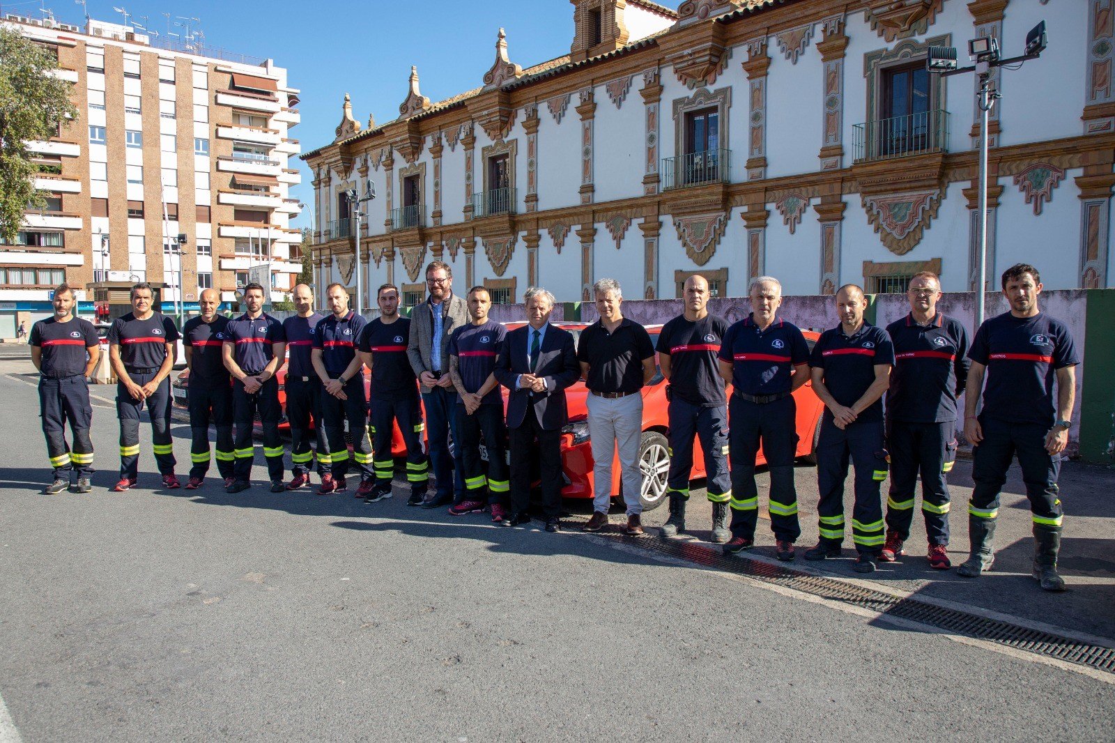 Un nuevo contingente de bomberos de la Diputación de Córdoba parte hacia Valencia para continuar con las labores de ayuda