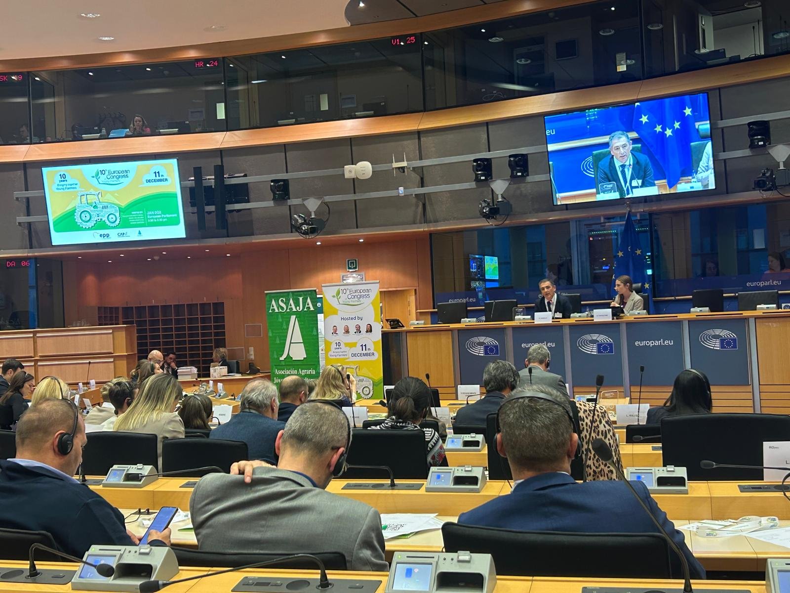 La Junta anuncia en el X Congreso de Jóvenes Agricultores su objetivo de contar con 180 hm³ de aguas regeneradas en 2027