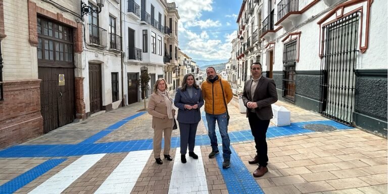 El Ayuntamiento de Baena abre al tráfico la calle Torre Isunza tras las obras de reurbanización
