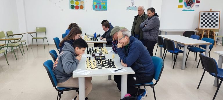 Fin de semana polideportivo con nuevos compromisos ligueros e interesantes citas en ciclismo, ajedrez, petanca y bádminton